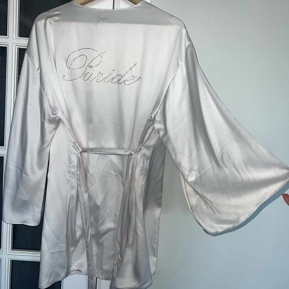 Satin White Bridal Robe - Picture 7 of 8